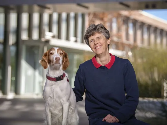 Lisa Shubitz with a dog